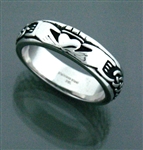 316L Stainless Steel Claddagh Celtic Knot Band (S6)